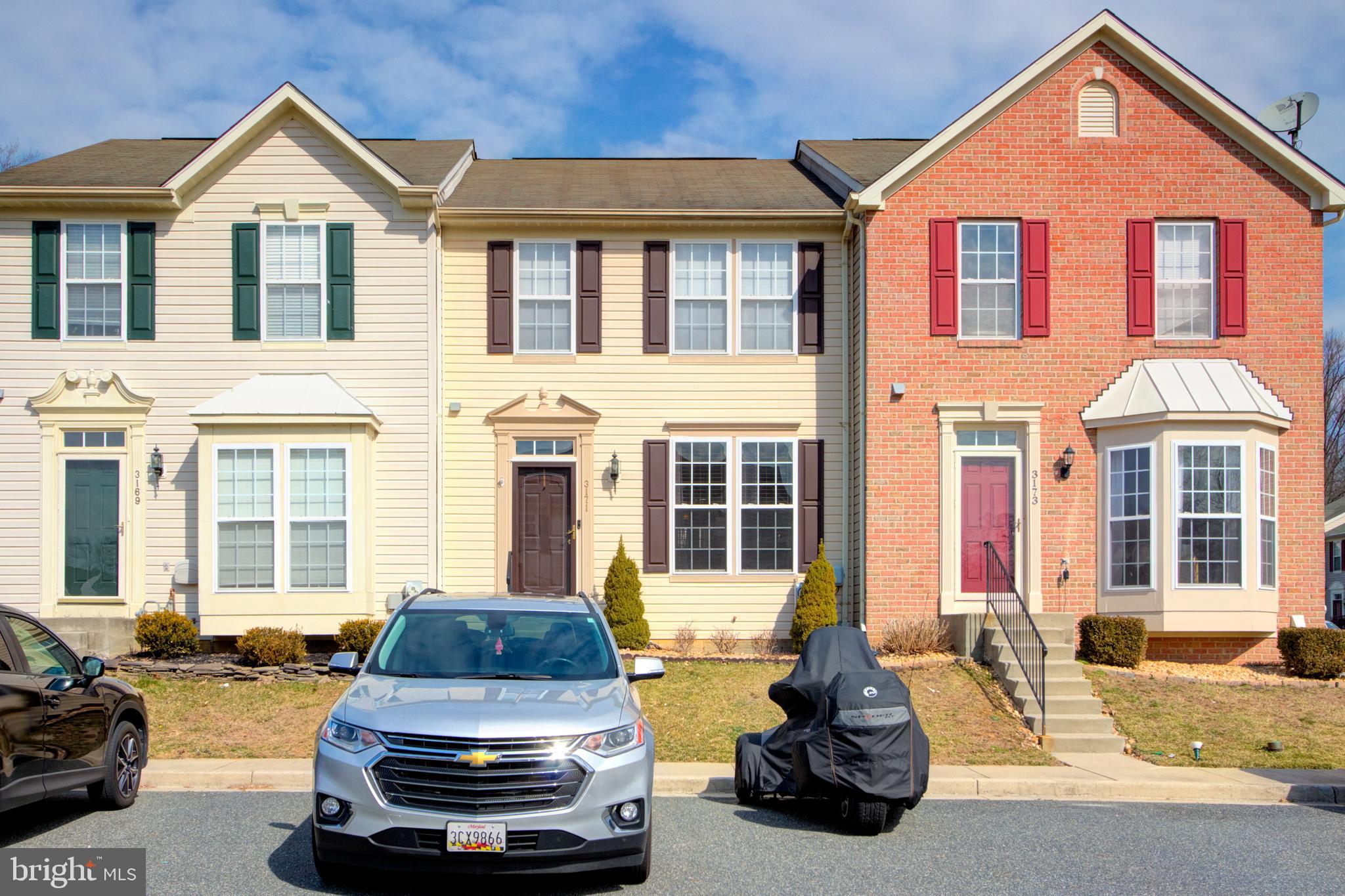 CONSTANT FRIENDSHIP - Residential