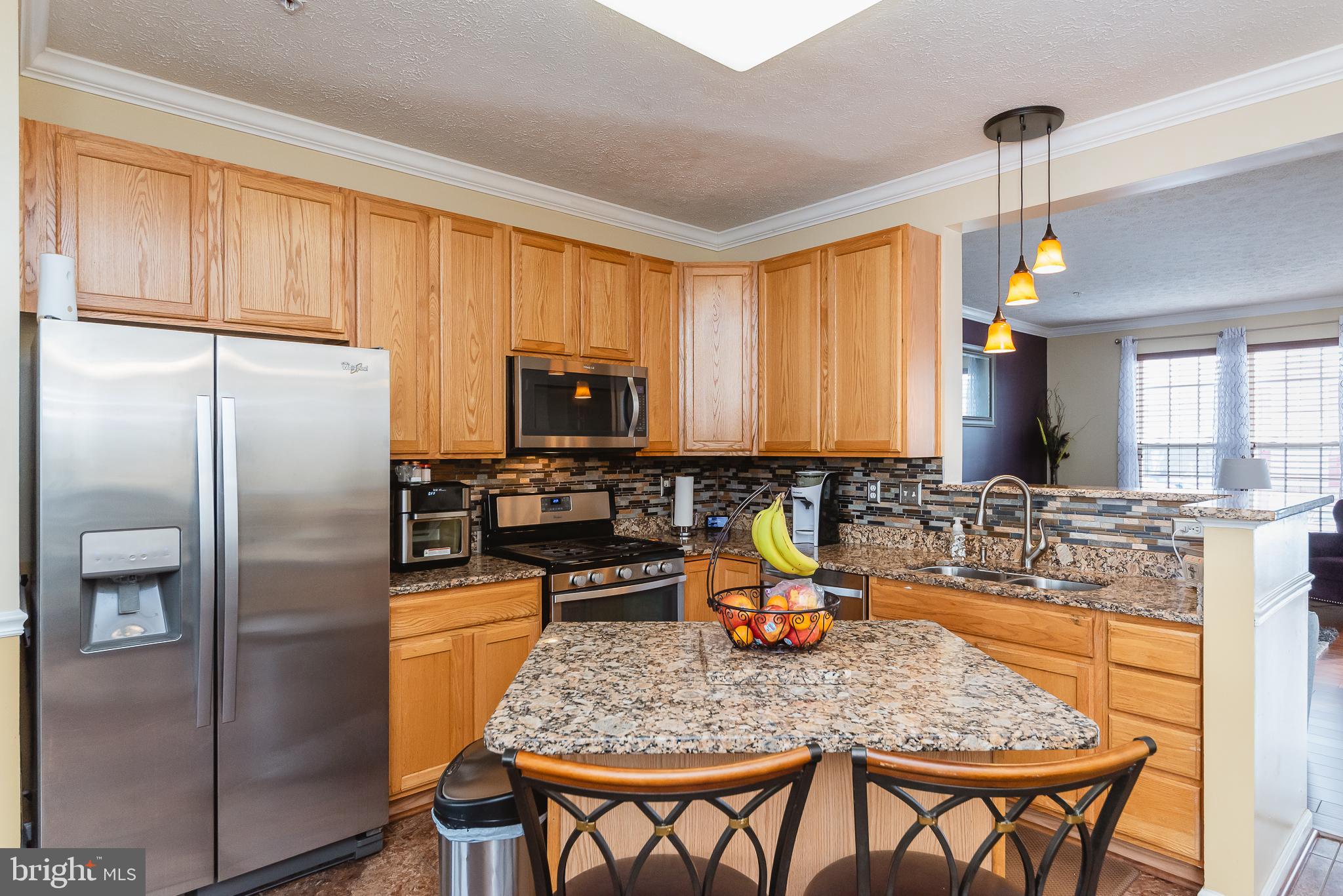 CONSTANT FRIENDSHIP - Residential