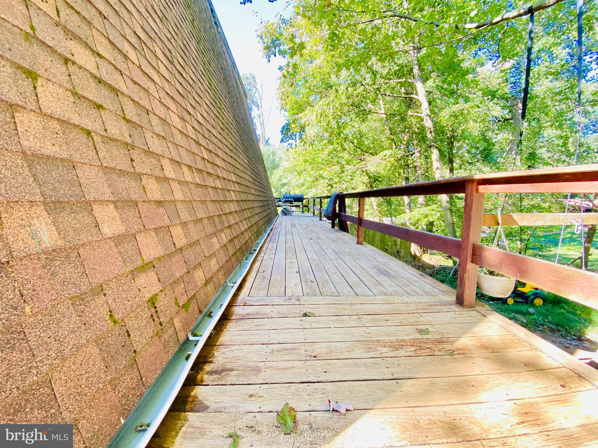 TANGLEWOOD ACRES - Residential