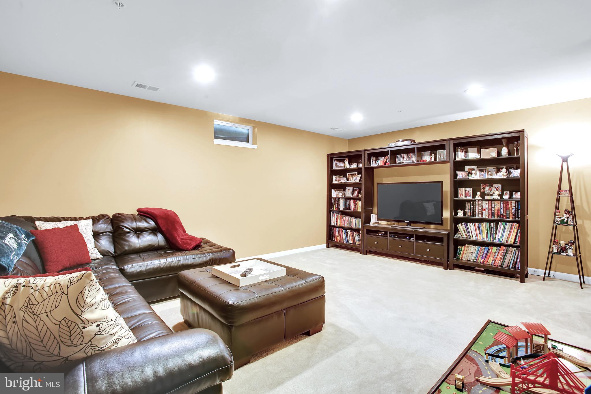 MAGNOLIA LANDING - Residential