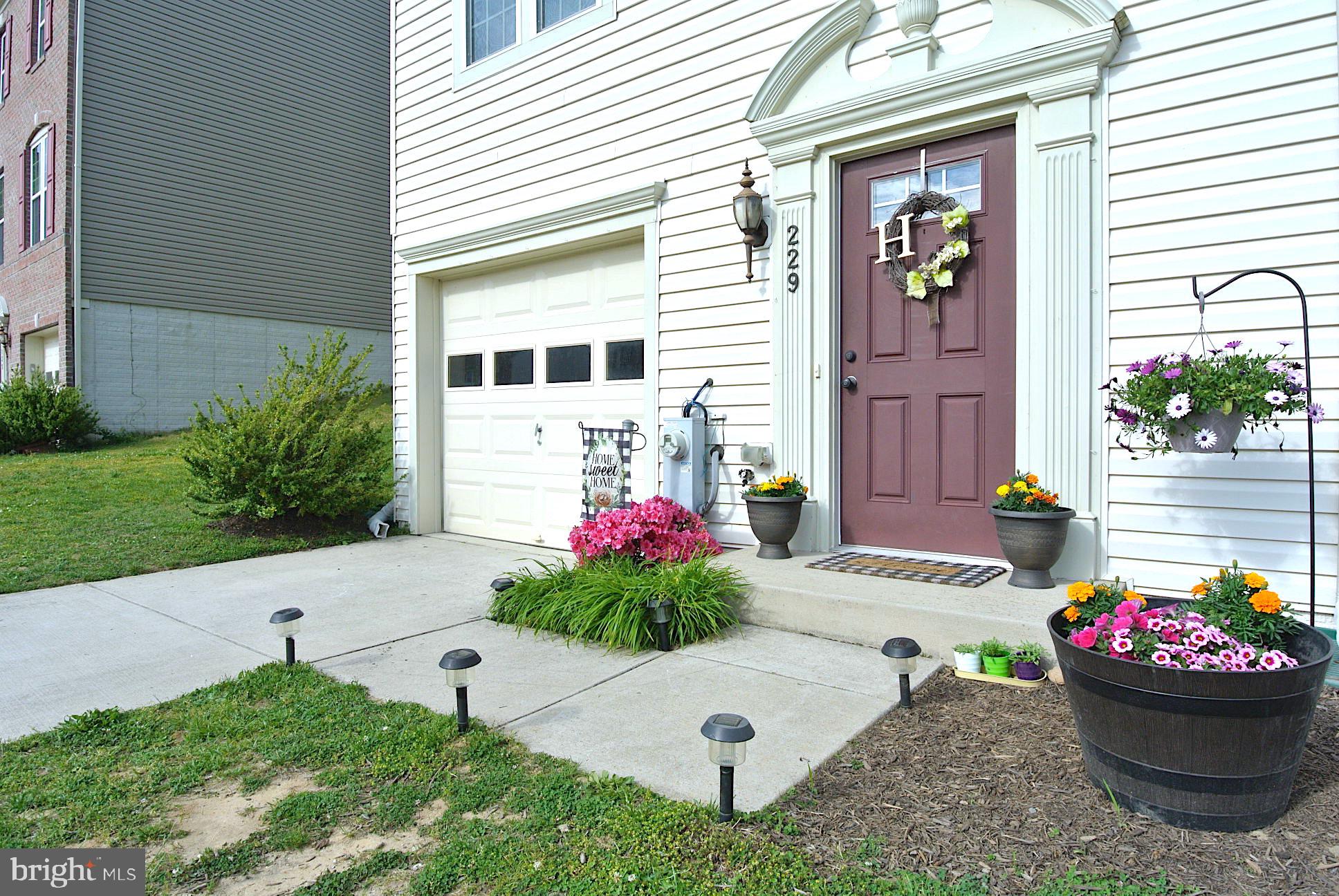 MAGNOLIA LANDING - Residential