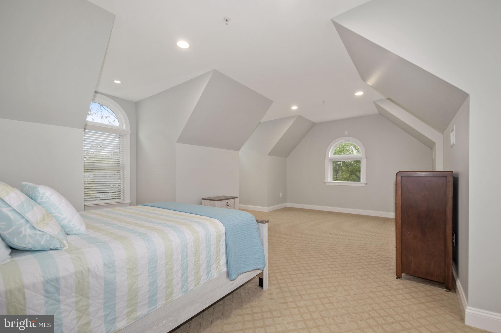 POPLAR RIDGE - Residential