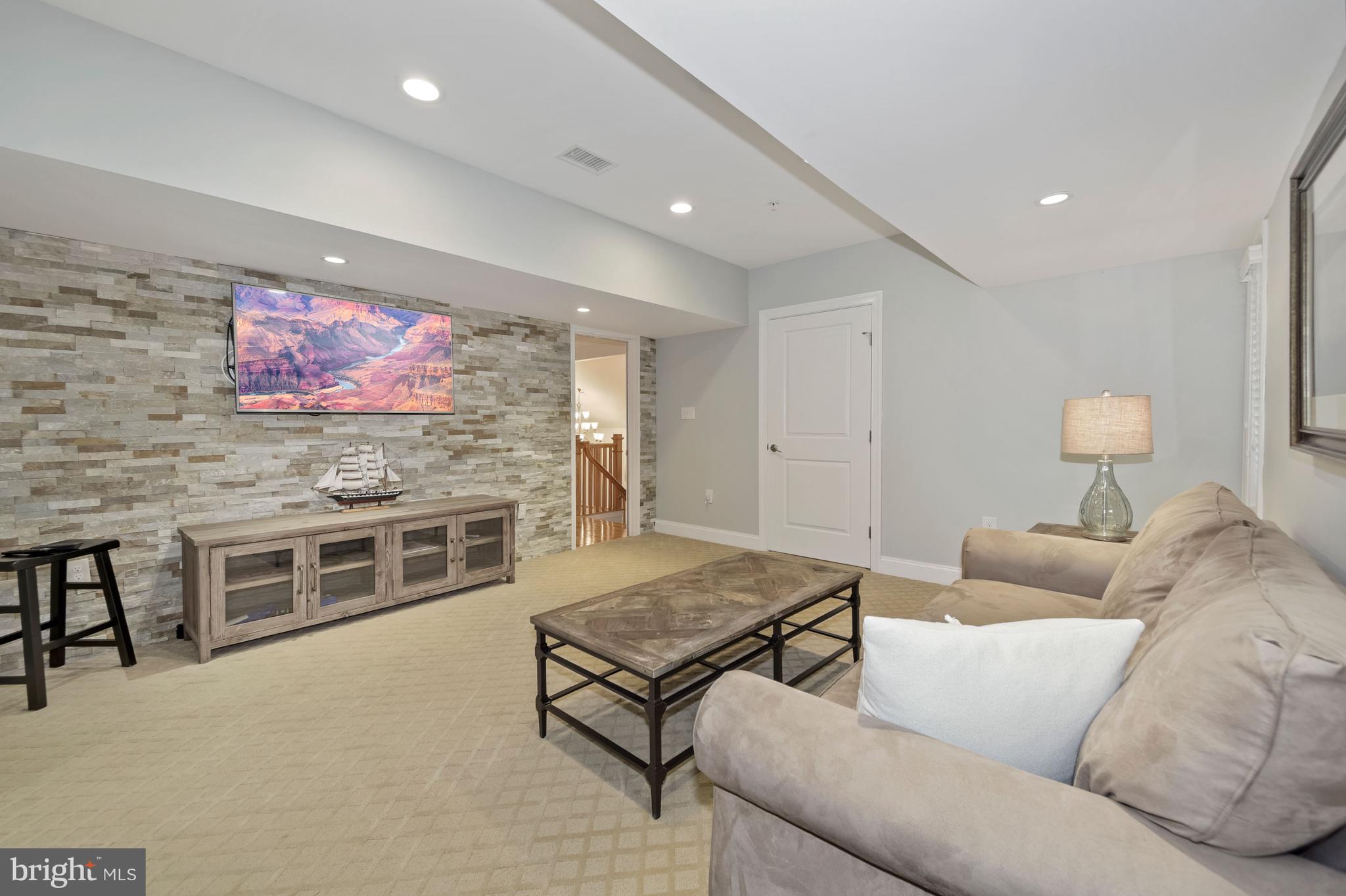 POPLAR RIDGE - Residential