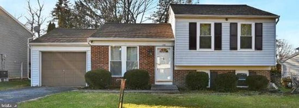 Photo of 144 Pulte Road, Lancaster, PA 17601 (MLS # PALA2045284)