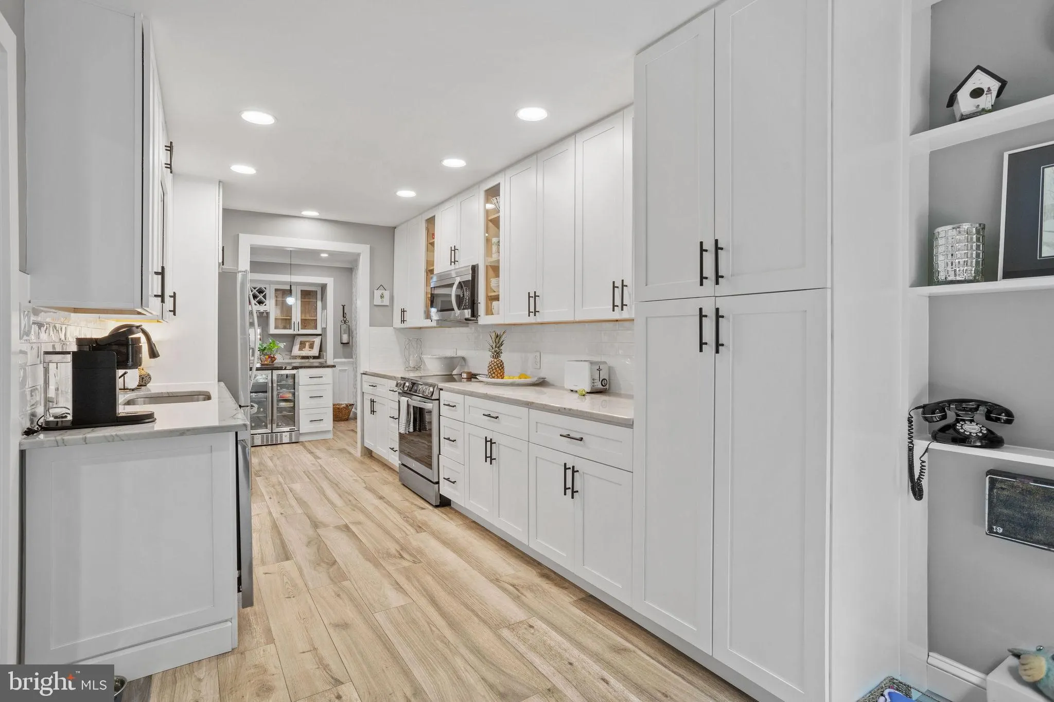 Yardley, Pennsylvania 19067, United States, 3 Bedrooms Bedrooms, ,3 BathroomsBathrooms,Residential,Pending,160161