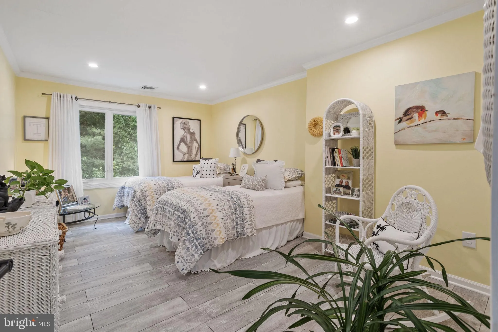 Yardley, Pennsylvania 19067, United States, 3 Bedrooms Bedrooms, ,3 BathroomsBathrooms,Residential,Pending,160161