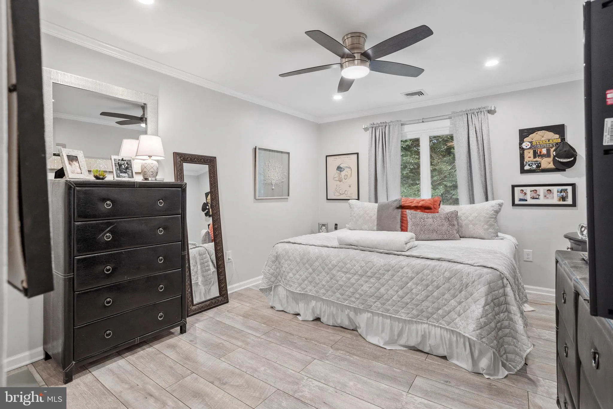 Yardley, Pennsylvania 19067, United States, 3 Bedrooms Bedrooms, ,3 BathroomsBathrooms,Residential,Pending,160161