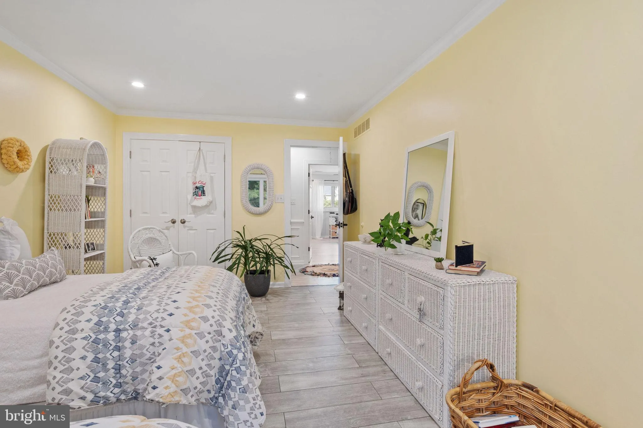 Yardley, Pennsylvania 19067, United States, 3 Bedrooms Bedrooms, ,3 BathroomsBathrooms,Residential,Pending,160161