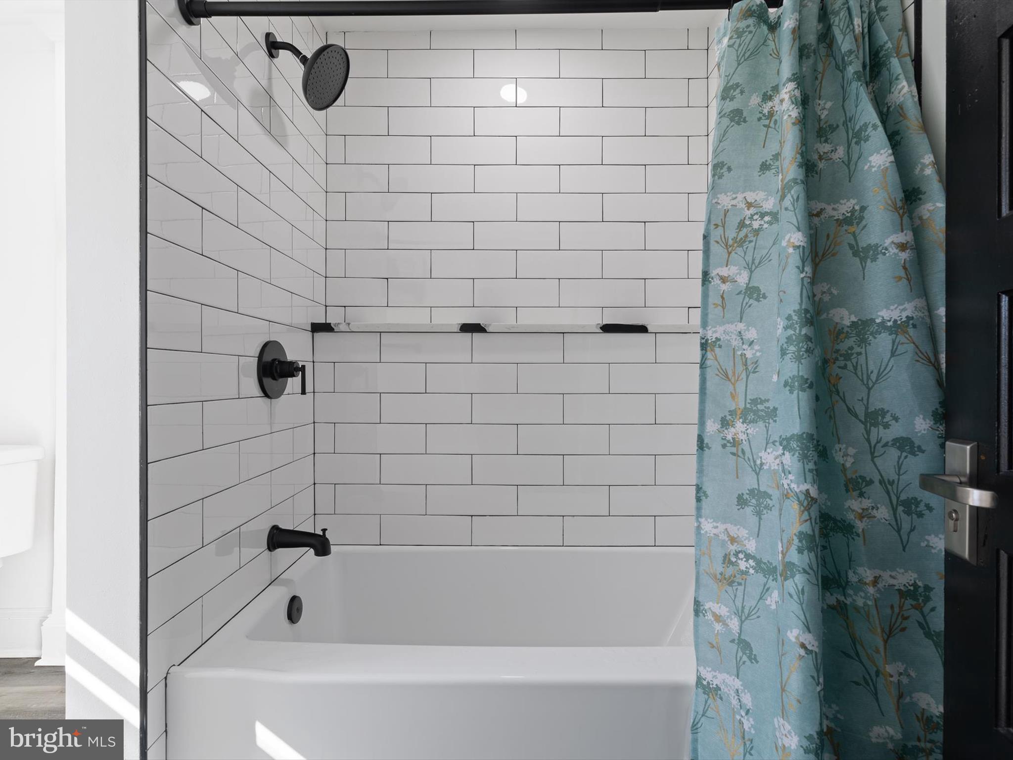 FERNDALE - Residential