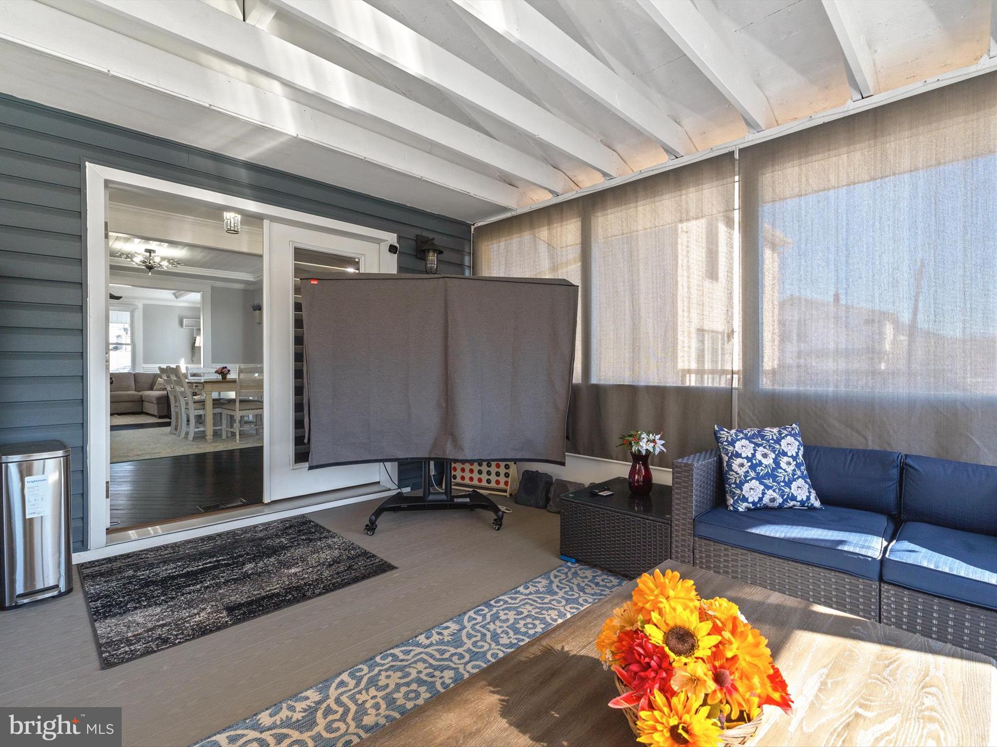 FERNDALE - Residential