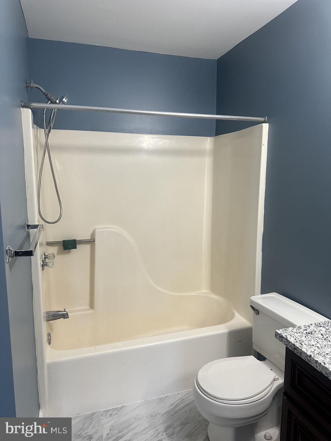 ELLICOTTS CHOICE - Residential Lease