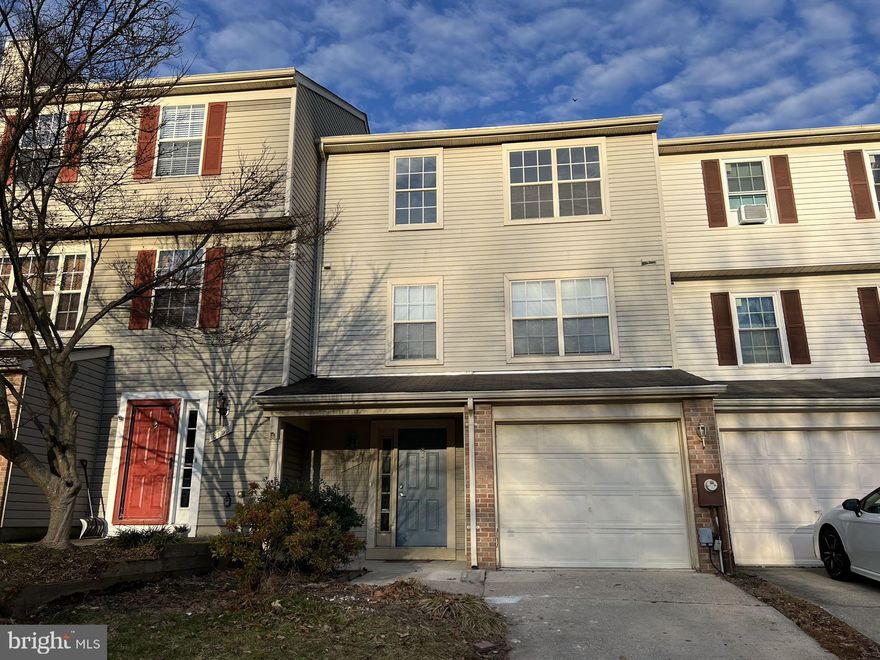 This is a large townhouse with 2500sf above ground living area and 1 car garage in  Centennial school district with tons of recent renovations! 3 full bath, new kitchen and fresh paint, updated lighting, beautifully renovated kitchen with custom backsplash and stainless steel appliances, bright and sunny open floorplan. Spacious dining room and living room and sliders that lead to the oversized deck overlooking a private wooded retreat.  Spacious bedrooms with plenty of storage space.  Finished lower level with a full bathroom and possibly 4th bedroom, walk out to a fenced backyard. Landlord requires good credit score. Pet case by case.