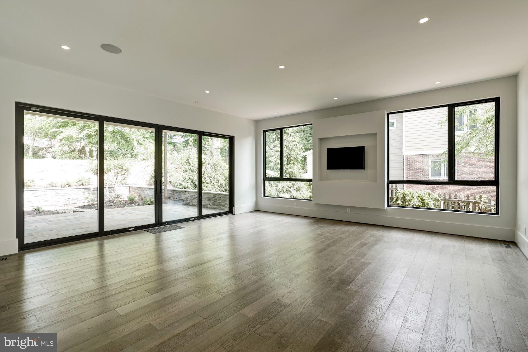 FOREST VILLA - Residential