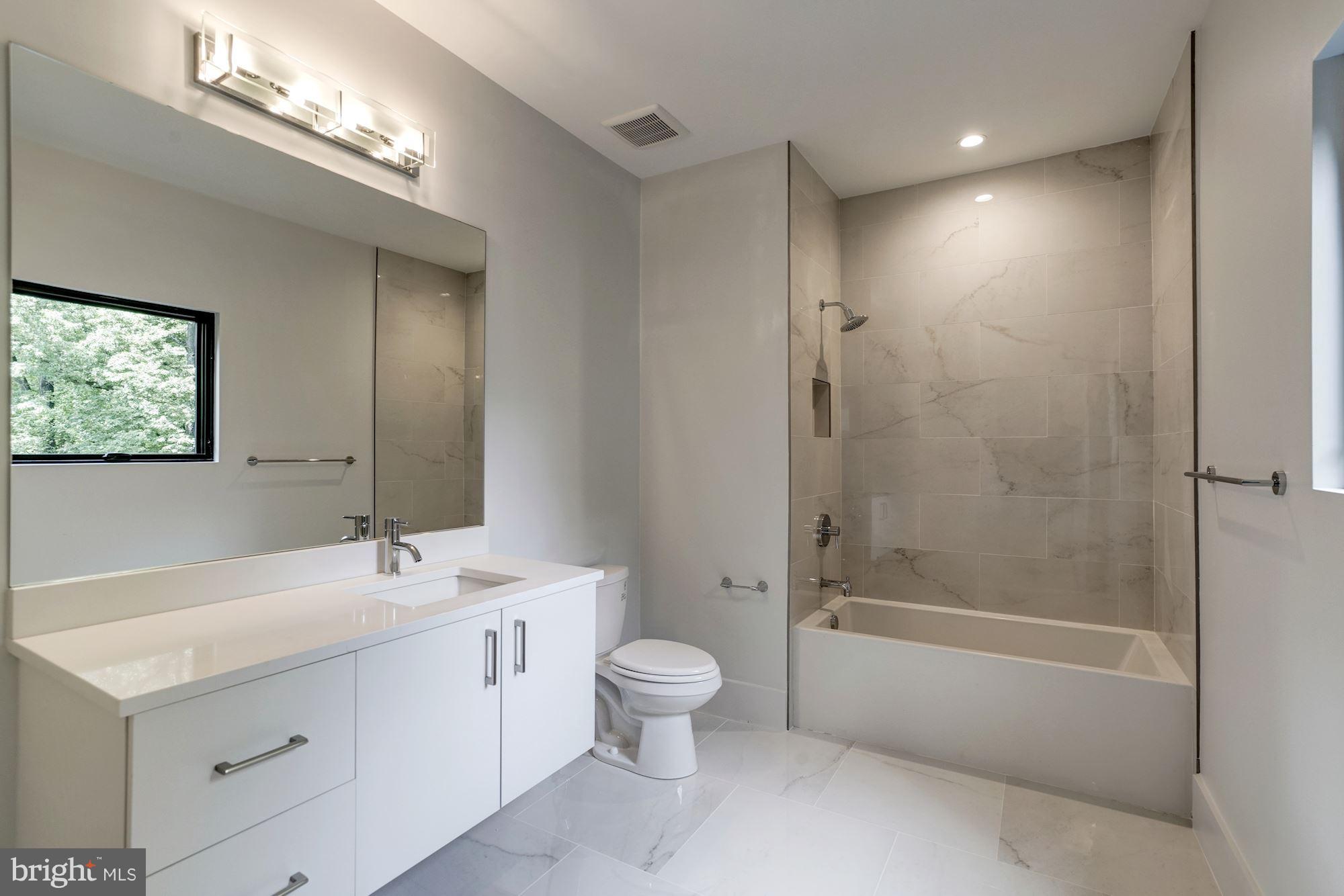 FOREST VILLA - Residential