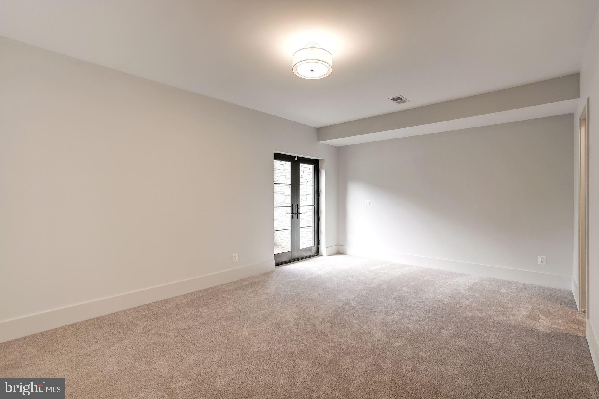 FOREST VILLA - Residential