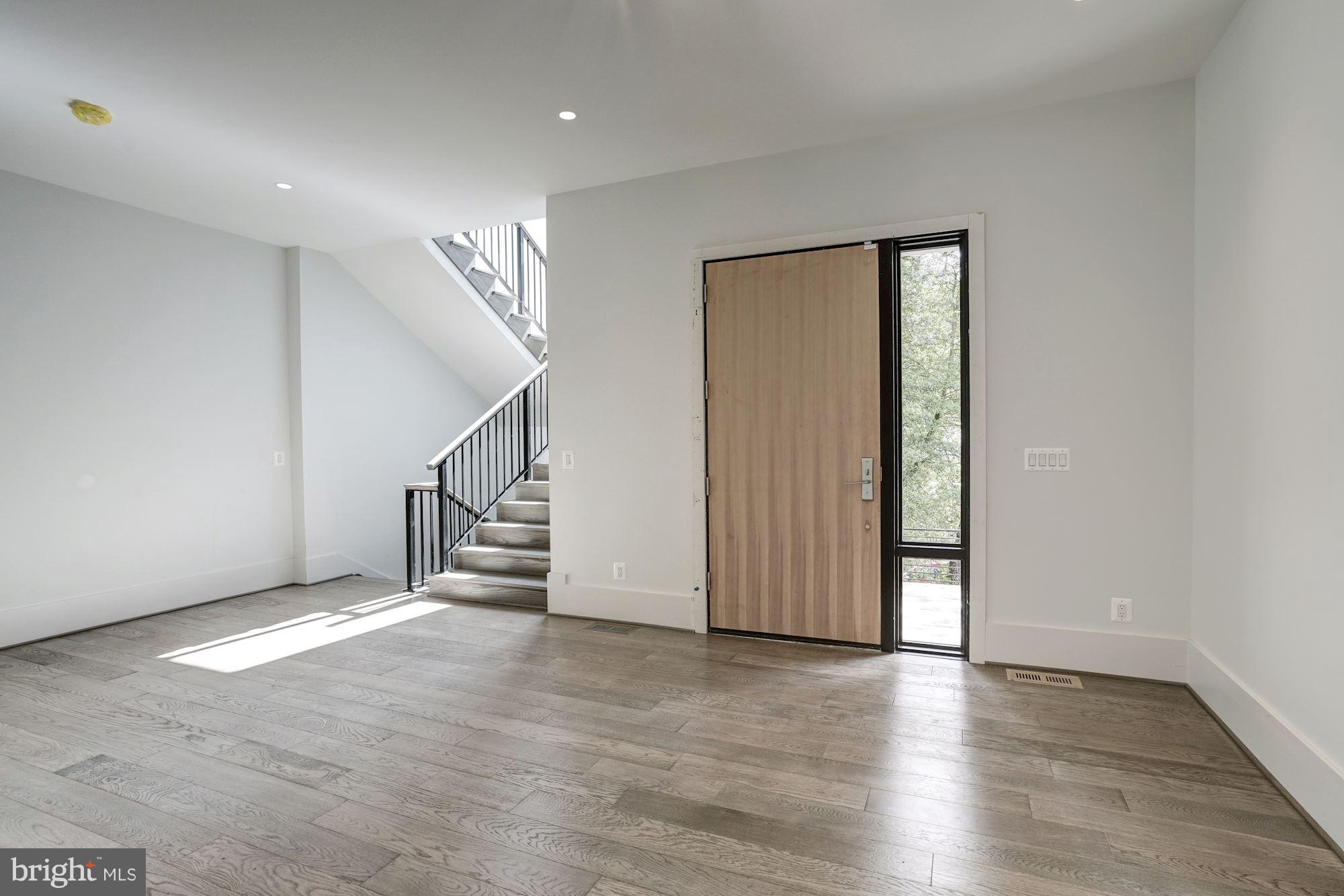 FOREST VILLA - Residential