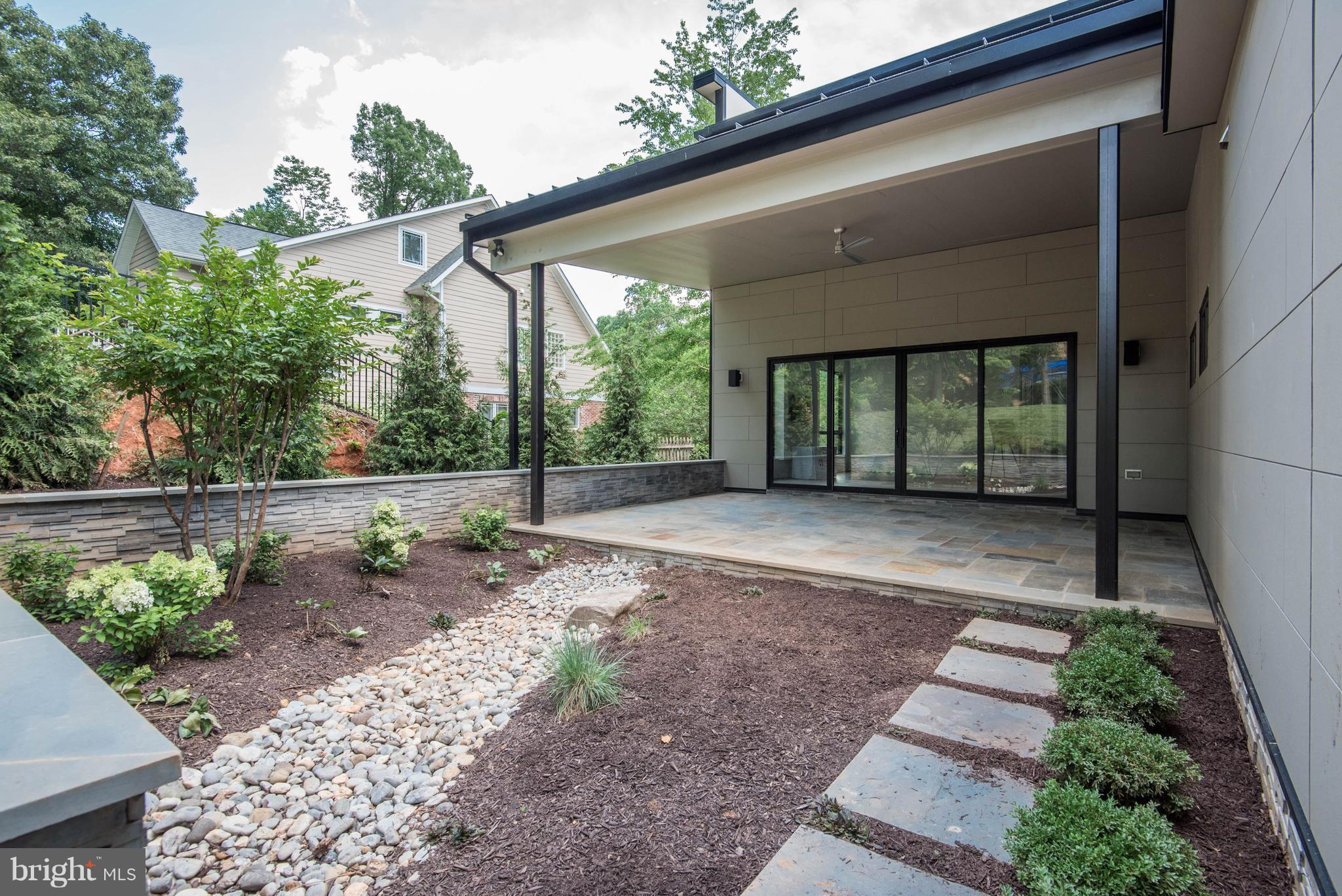 FOREST VILLA - Residential