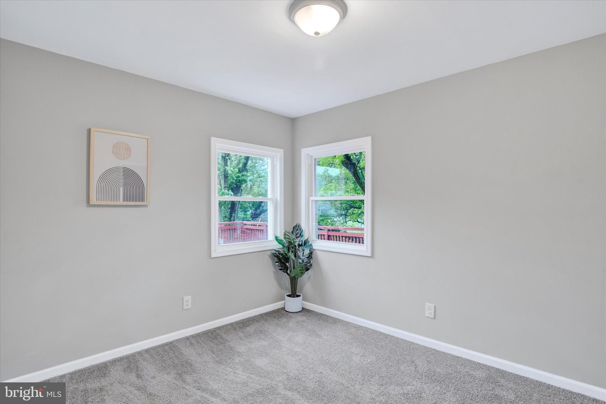 CORNS MANOR - Residential