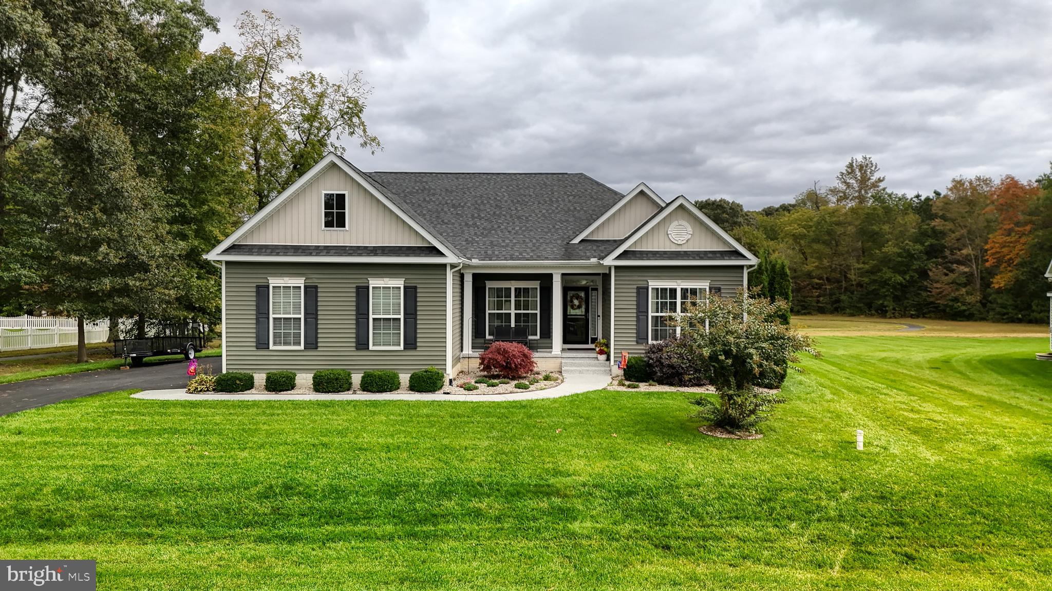 20901 WOODLAKE CIRCLE