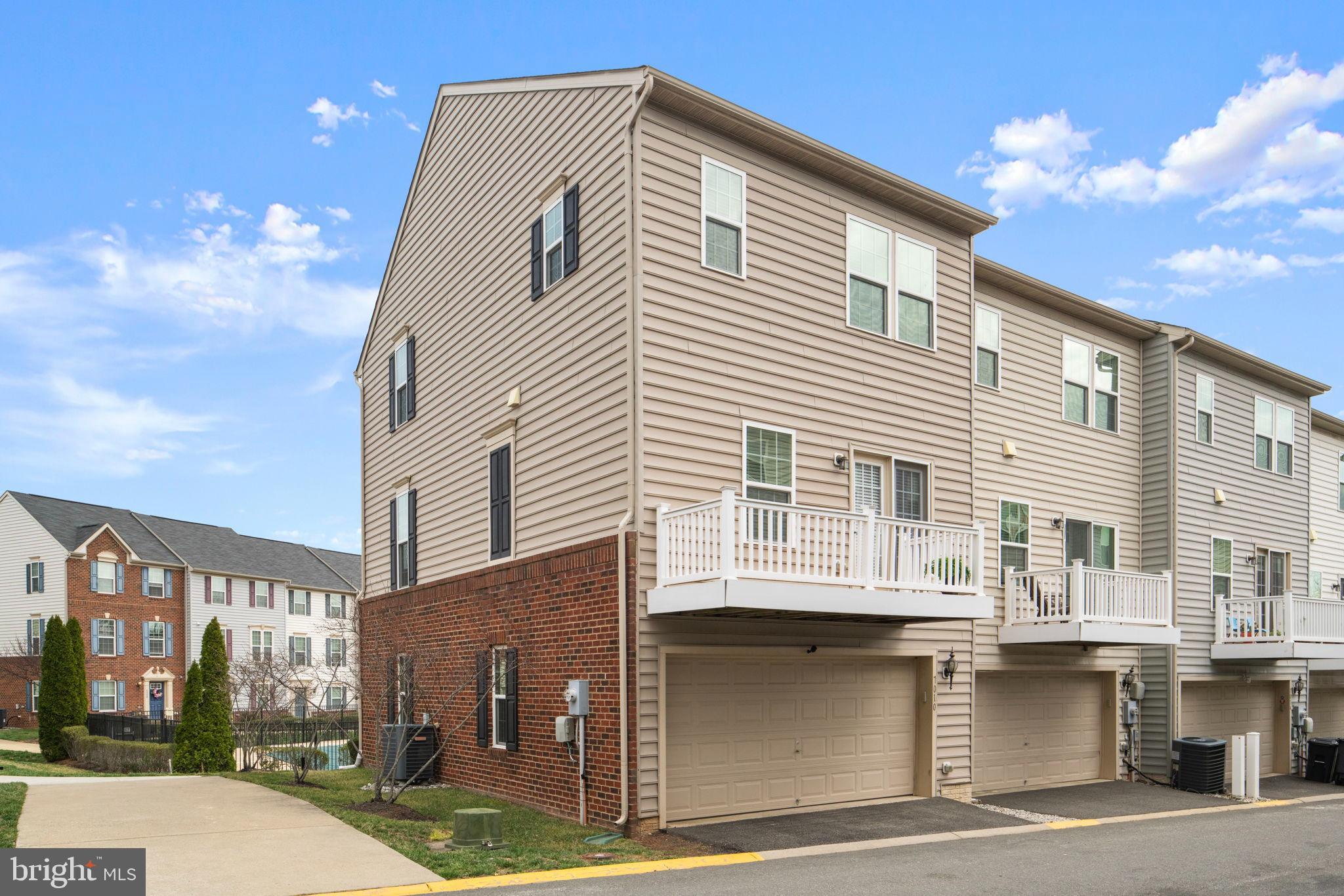 HEATHCOTE COMMONS - Residential