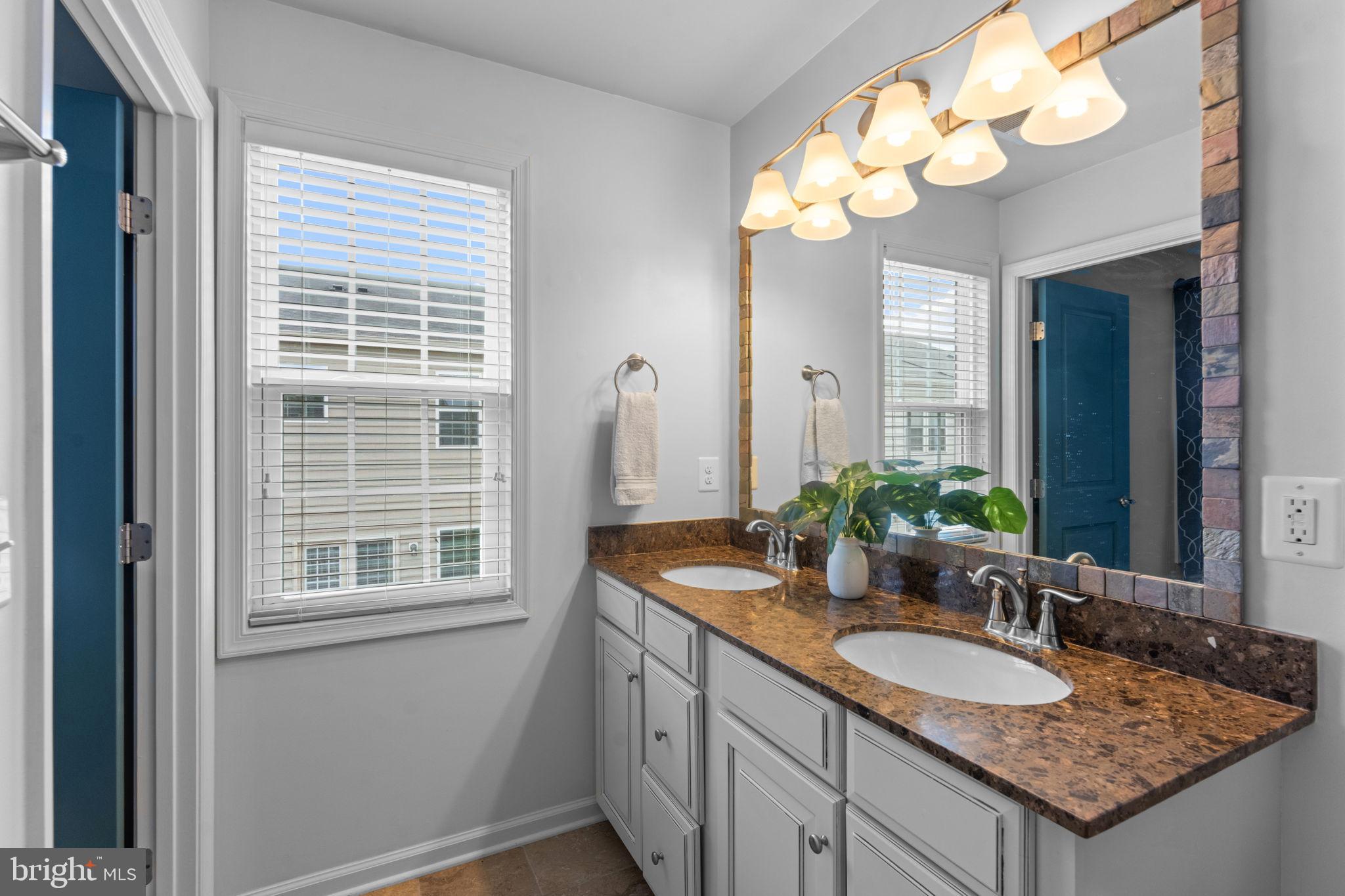 HEATHCOTE COMMONS - Residential