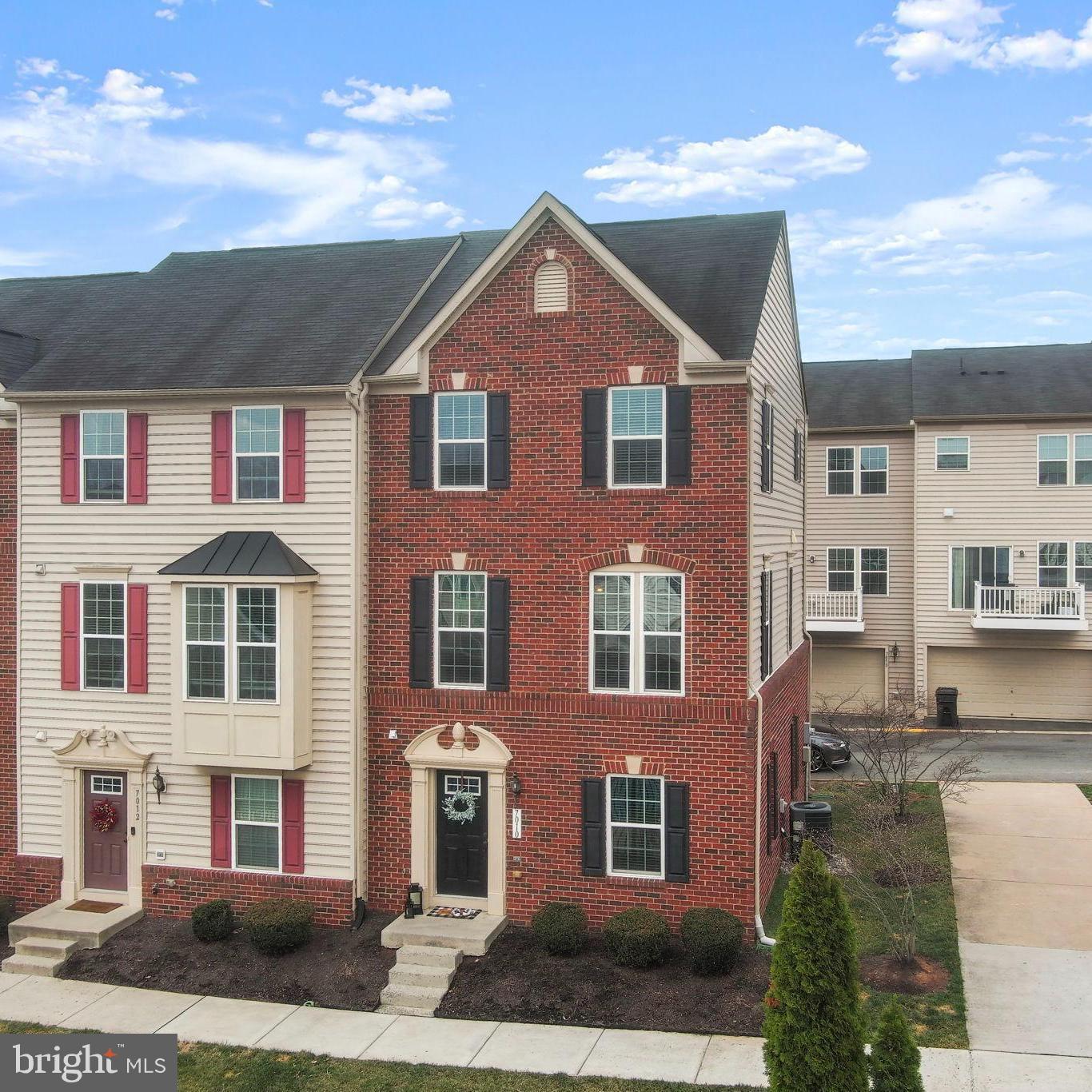 HEATHCOTE COMMONS - Residential