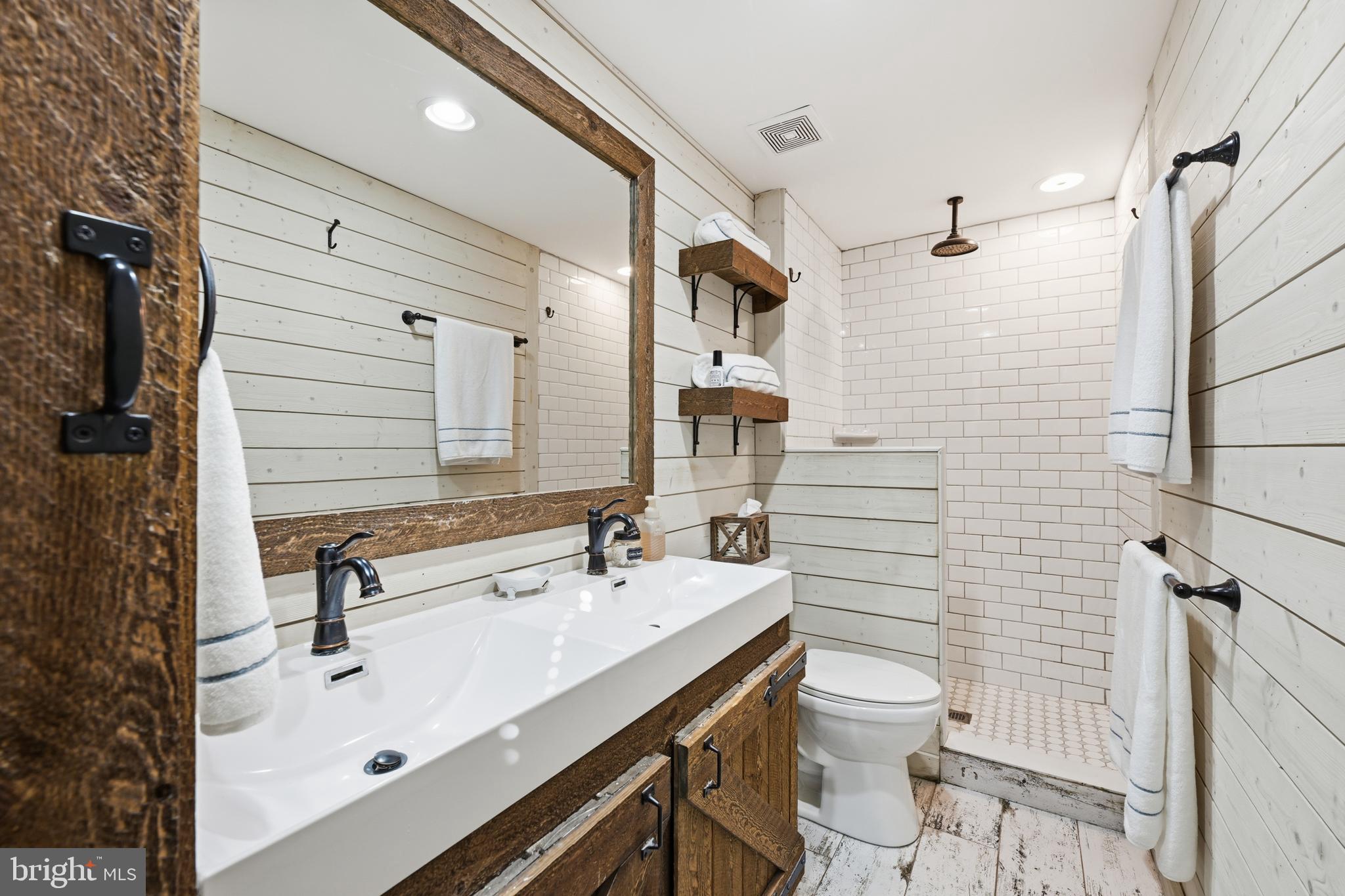 PENNS GRANT - Residential