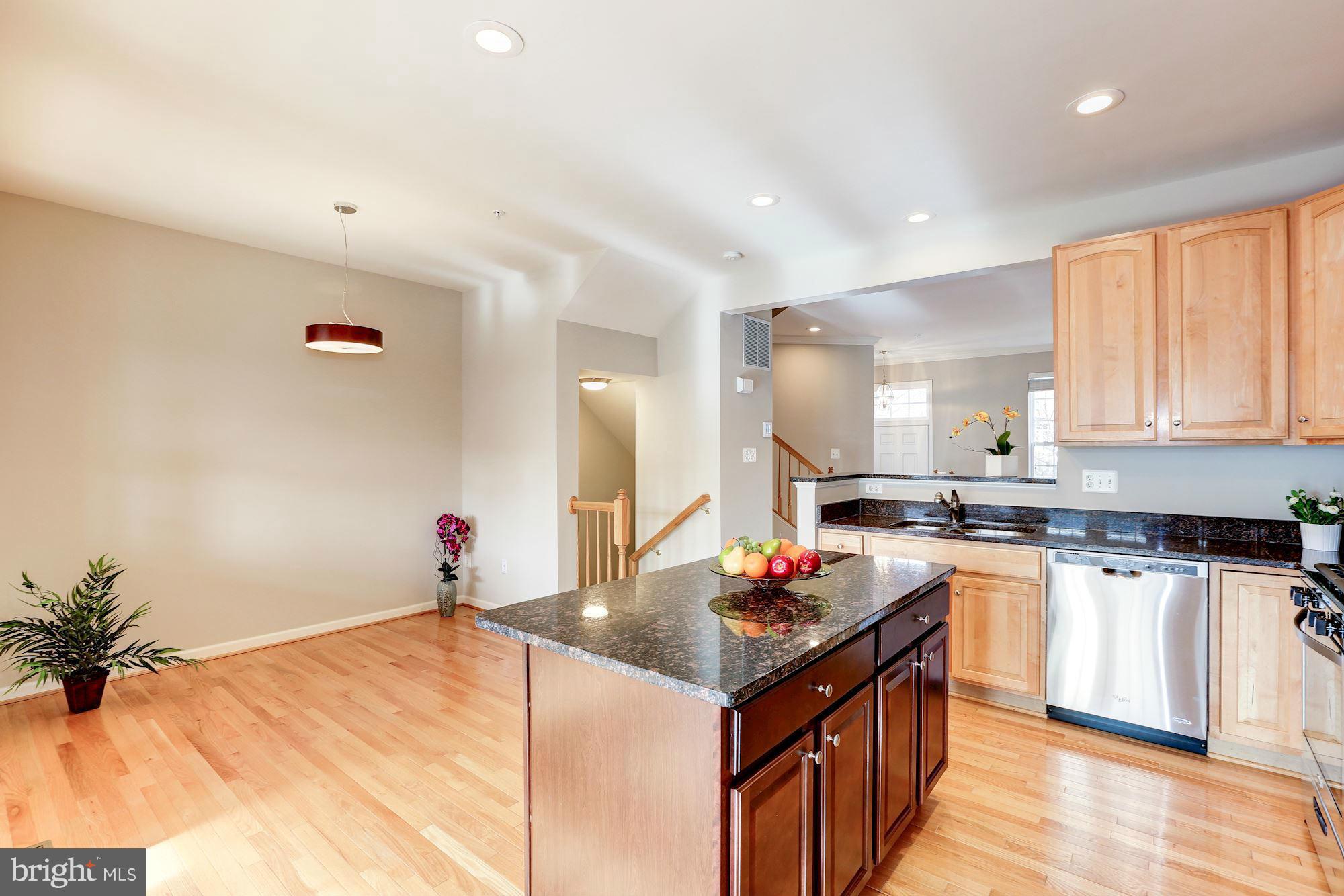 VILLAGES OF URBANA - Residential Lease