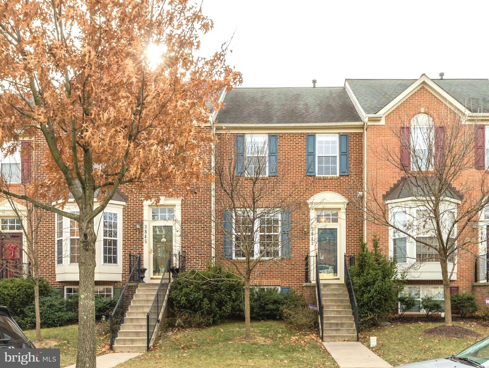 VILLAGES OF URBANA - Residential Lease