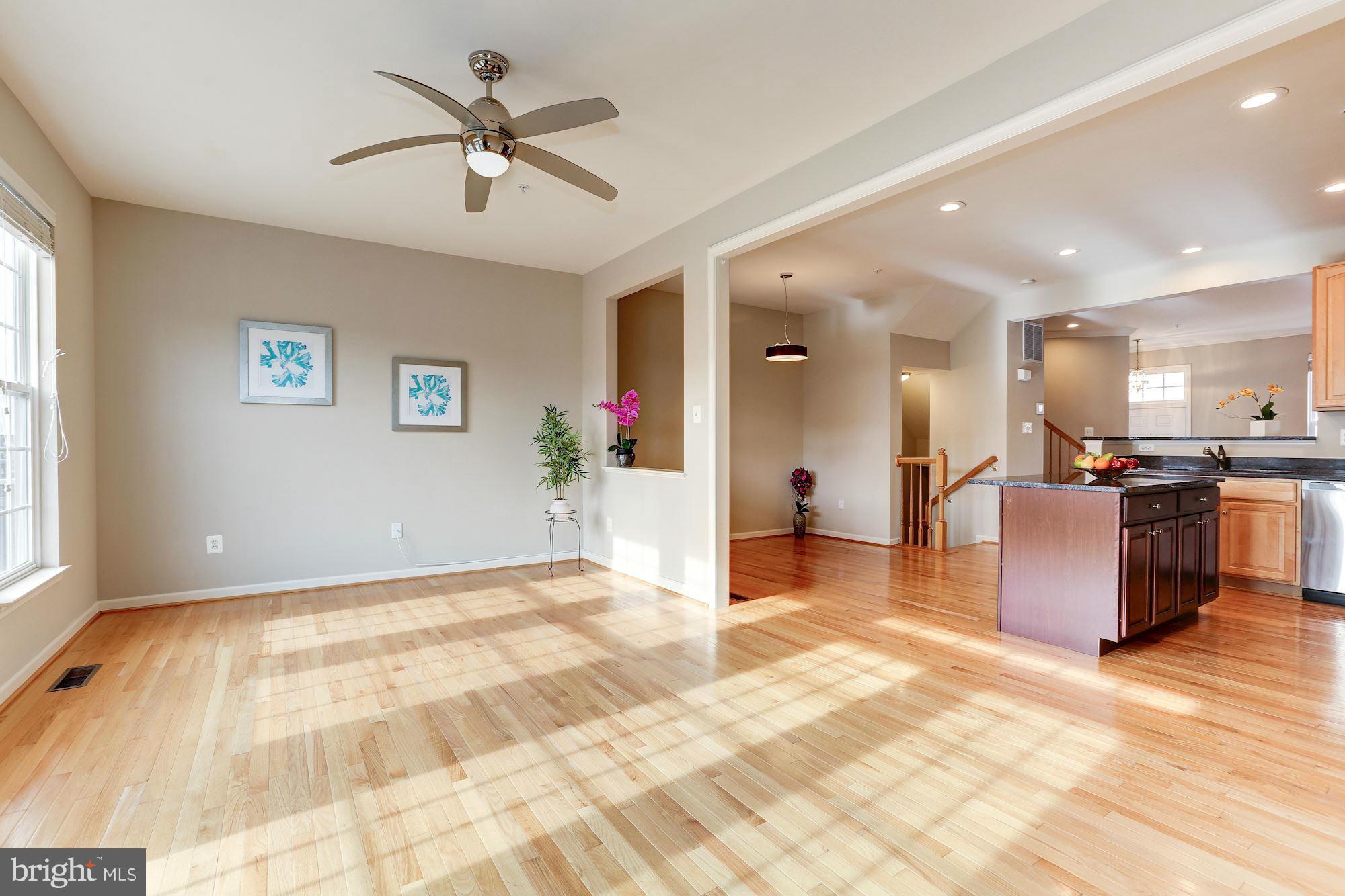 VILLAGES OF URBANA - Residential Lease