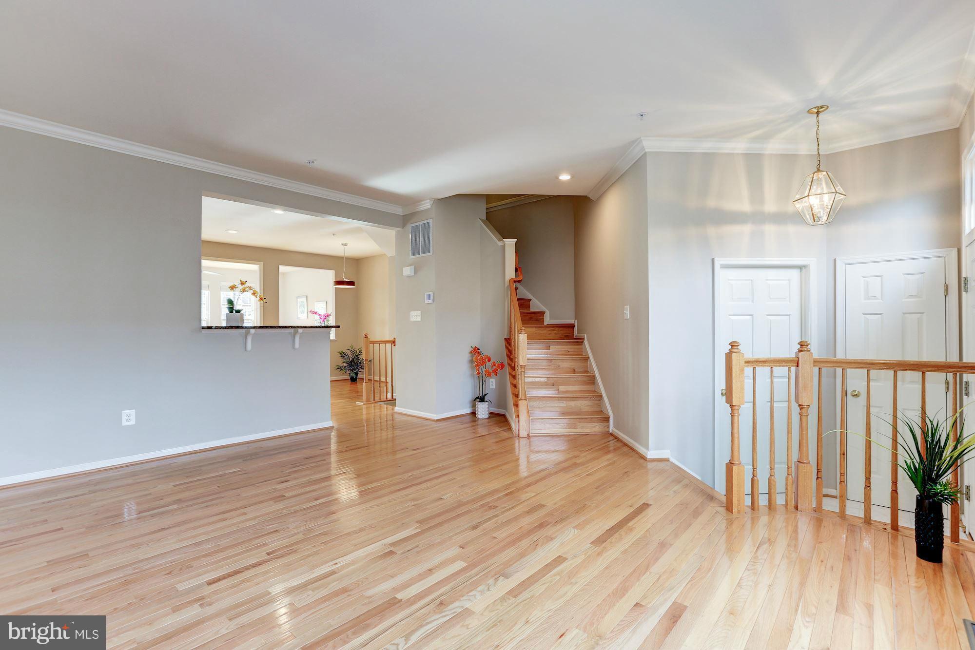 VILLAGES OF URBANA - Residential Lease