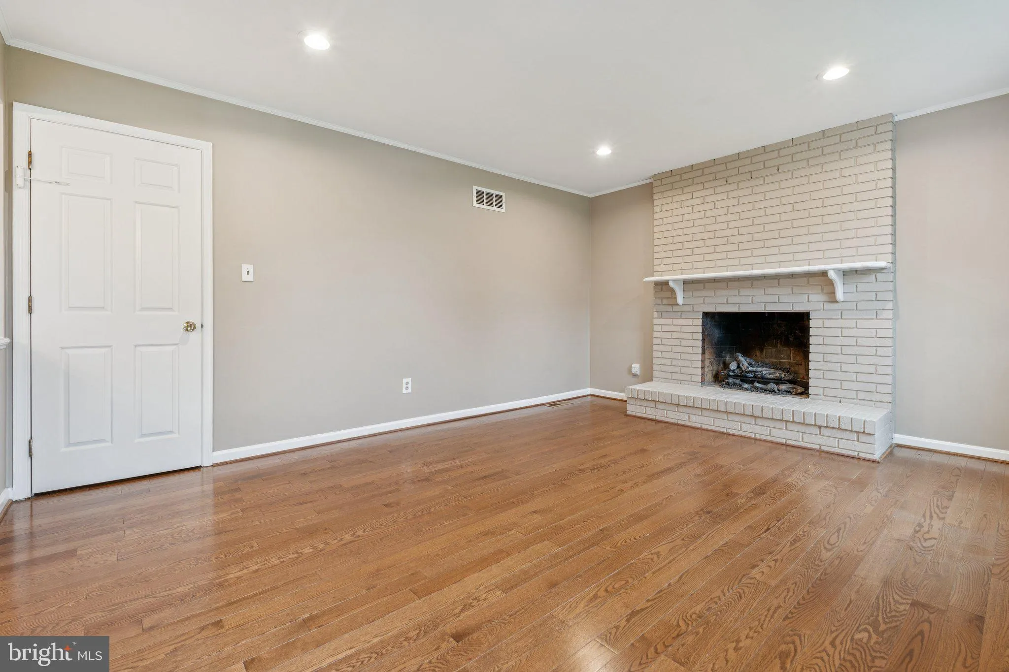 Fallston, Maryland 21047, United States, 4 Bedrooms Bedrooms, ,4 BathroomsBathrooms,Residential,Pending,194506