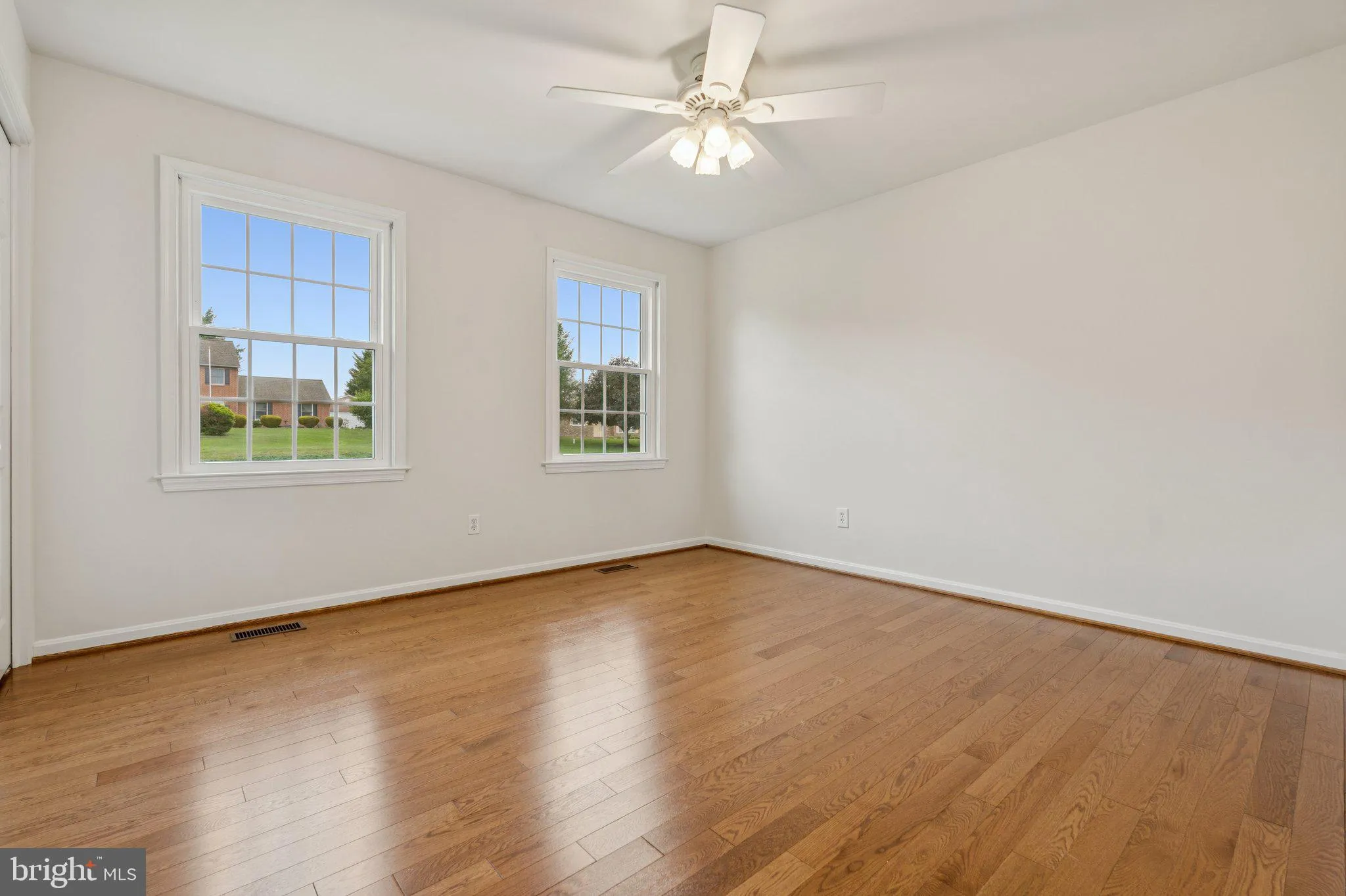 Fallston, Maryland 21047, United States, 4 Bedrooms Bedrooms, ,4 BathroomsBathrooms,Residential,Pending,194506