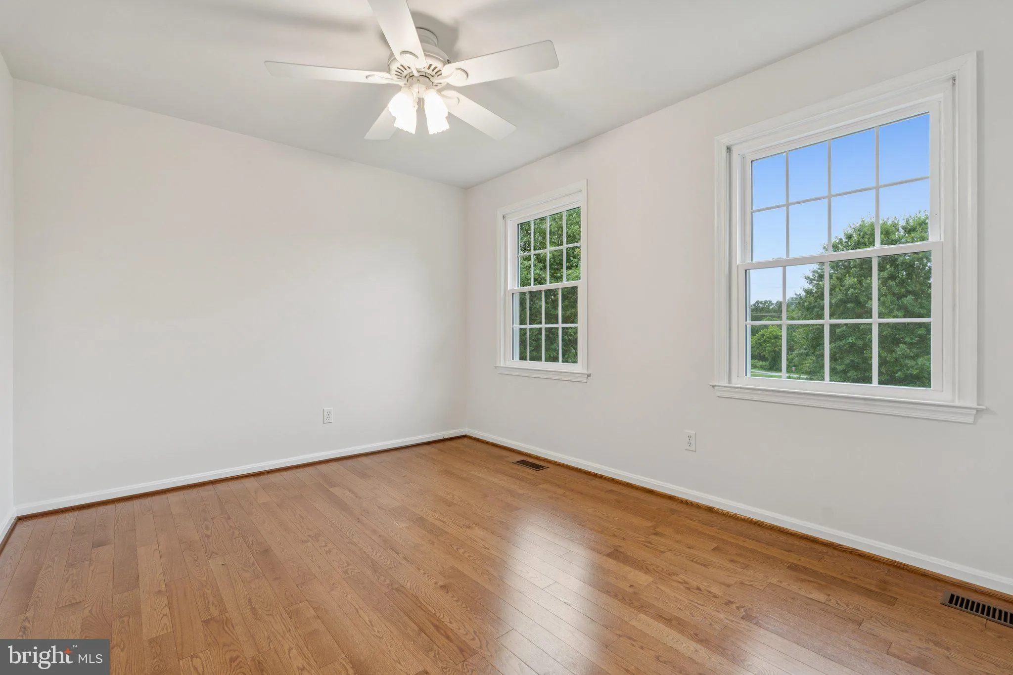 Fallston, Maryland 21047, United States, 4 Bedrooms Bedrooms, ,4 BathroomsBathrooms,Residential,Pending,194506