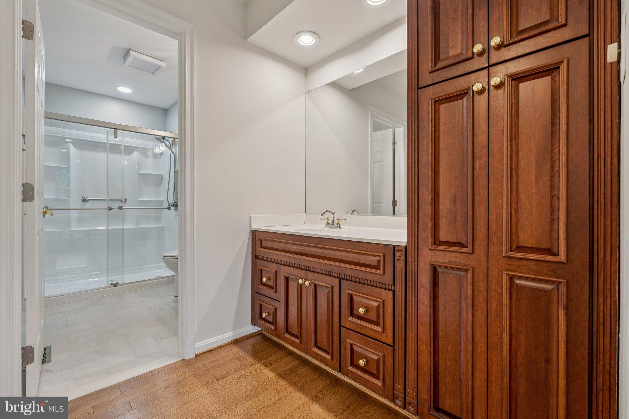 SPRING HOUSE FARMS - Residential