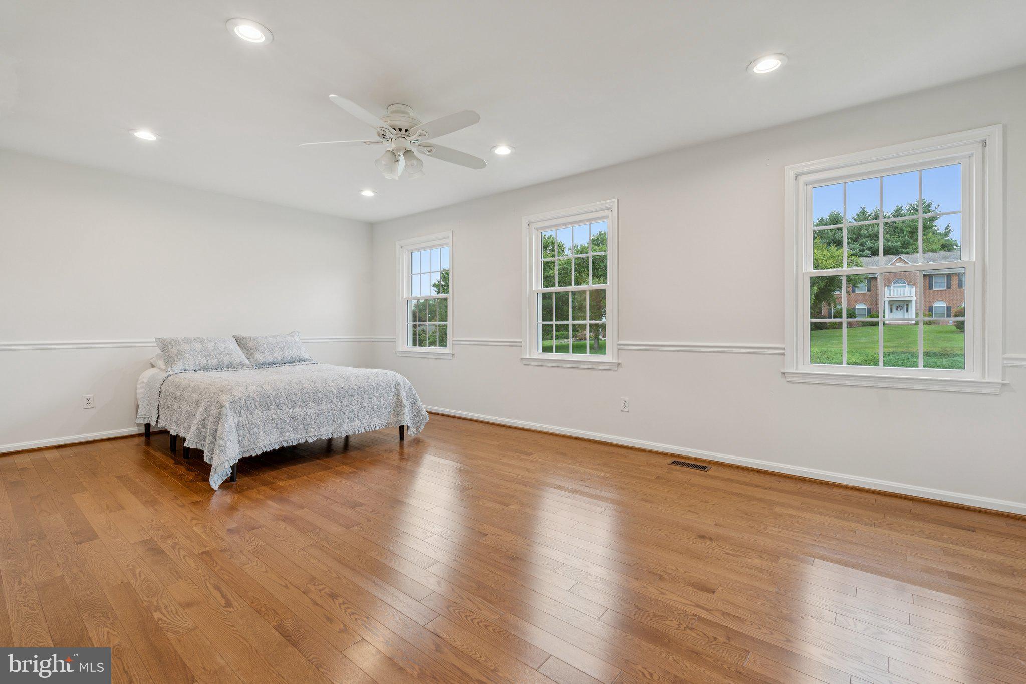 SPRING HOUSE FARMS - Residential