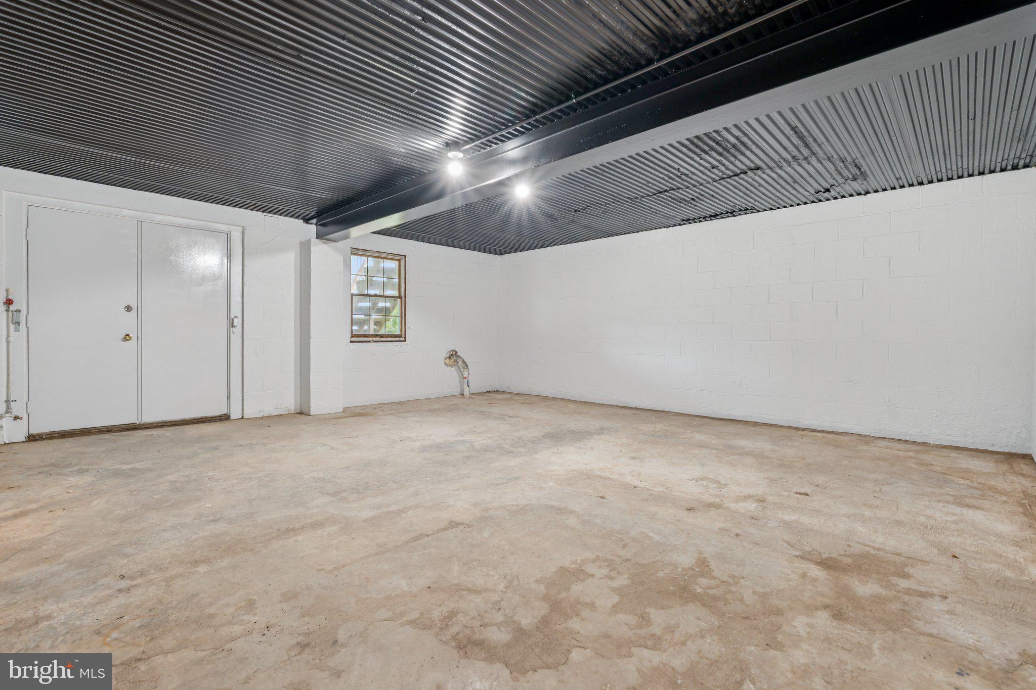 SPRING HOUSE FARMS - Residential