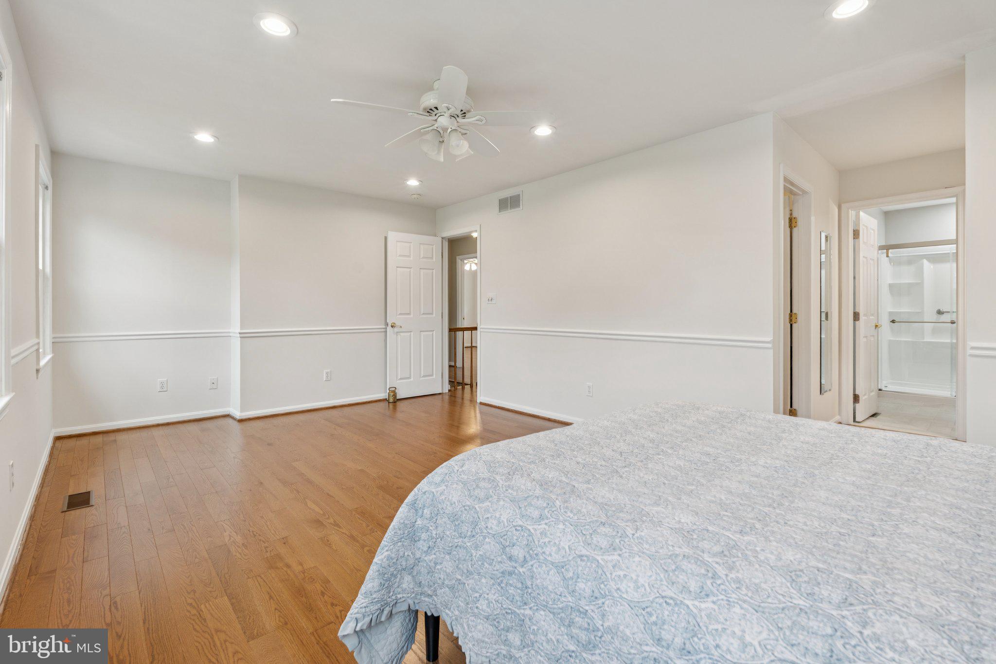 SPRING HOUSE FARMS - Residential