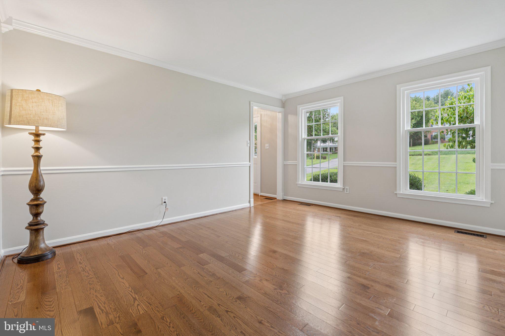 1712 BRICKHOUSE LANE