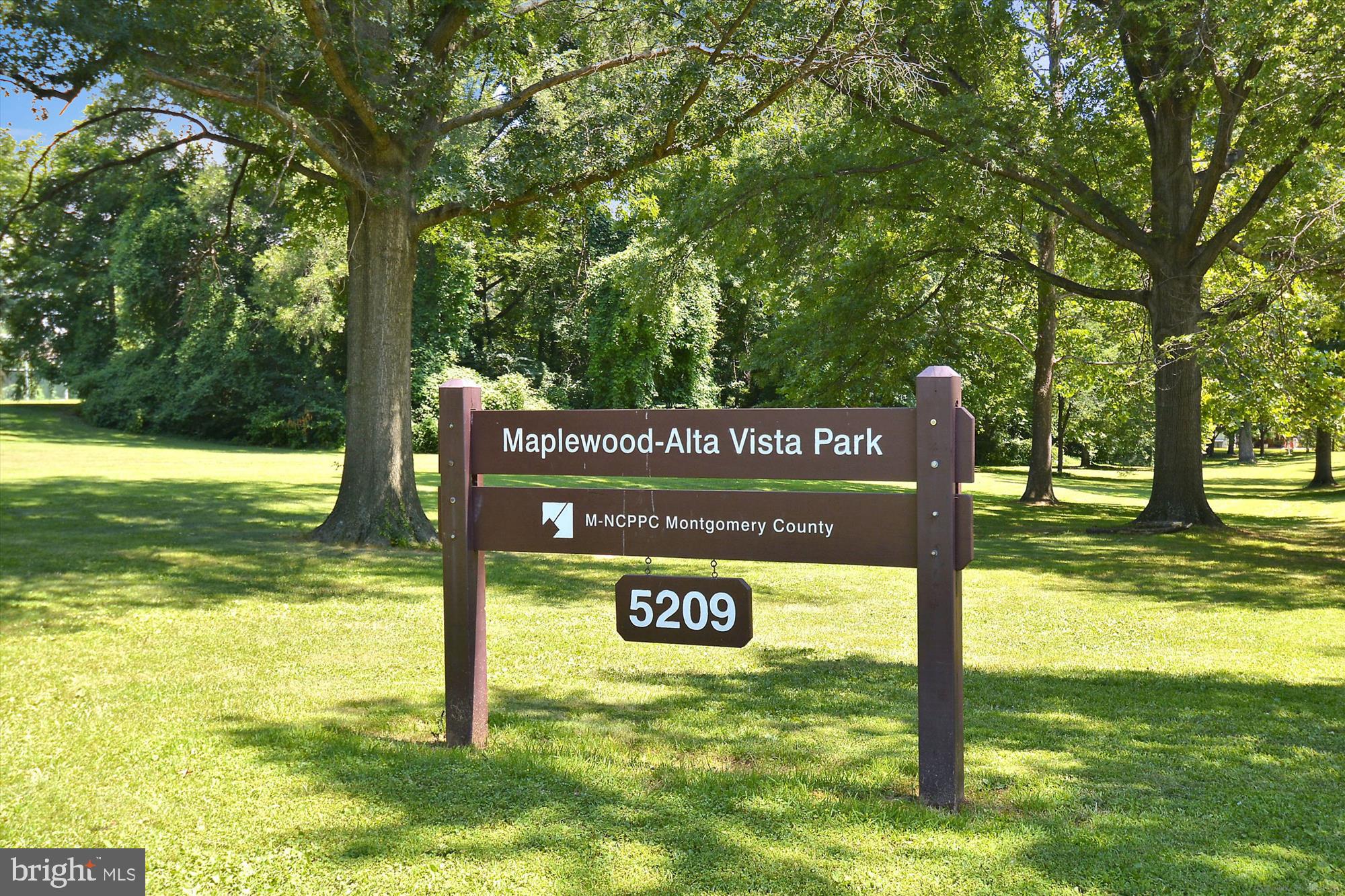 ALTA VISTA - Residential