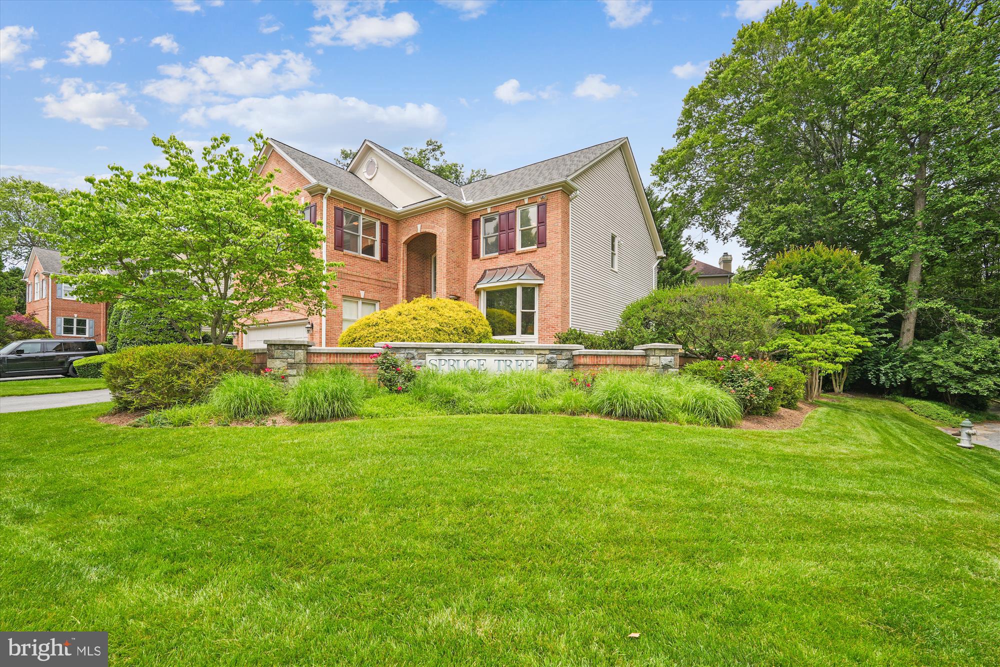 ALTA VISTA - Residential