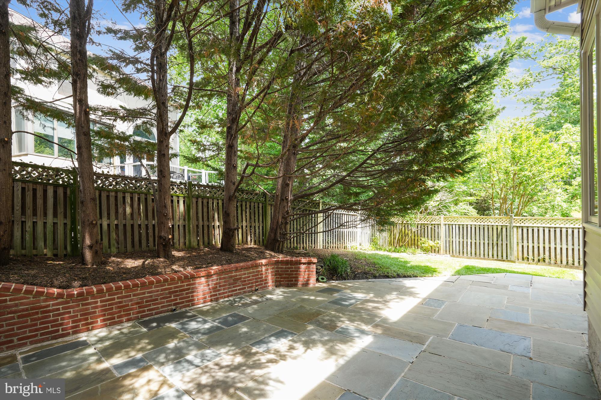 ALTA VISTA - Residential