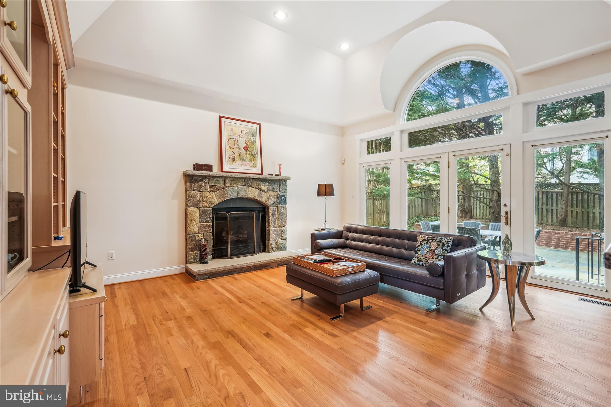 ALTA VISTA - Residential