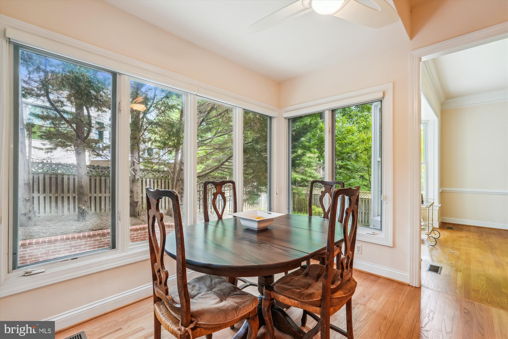 ALTA VISTA - Residential