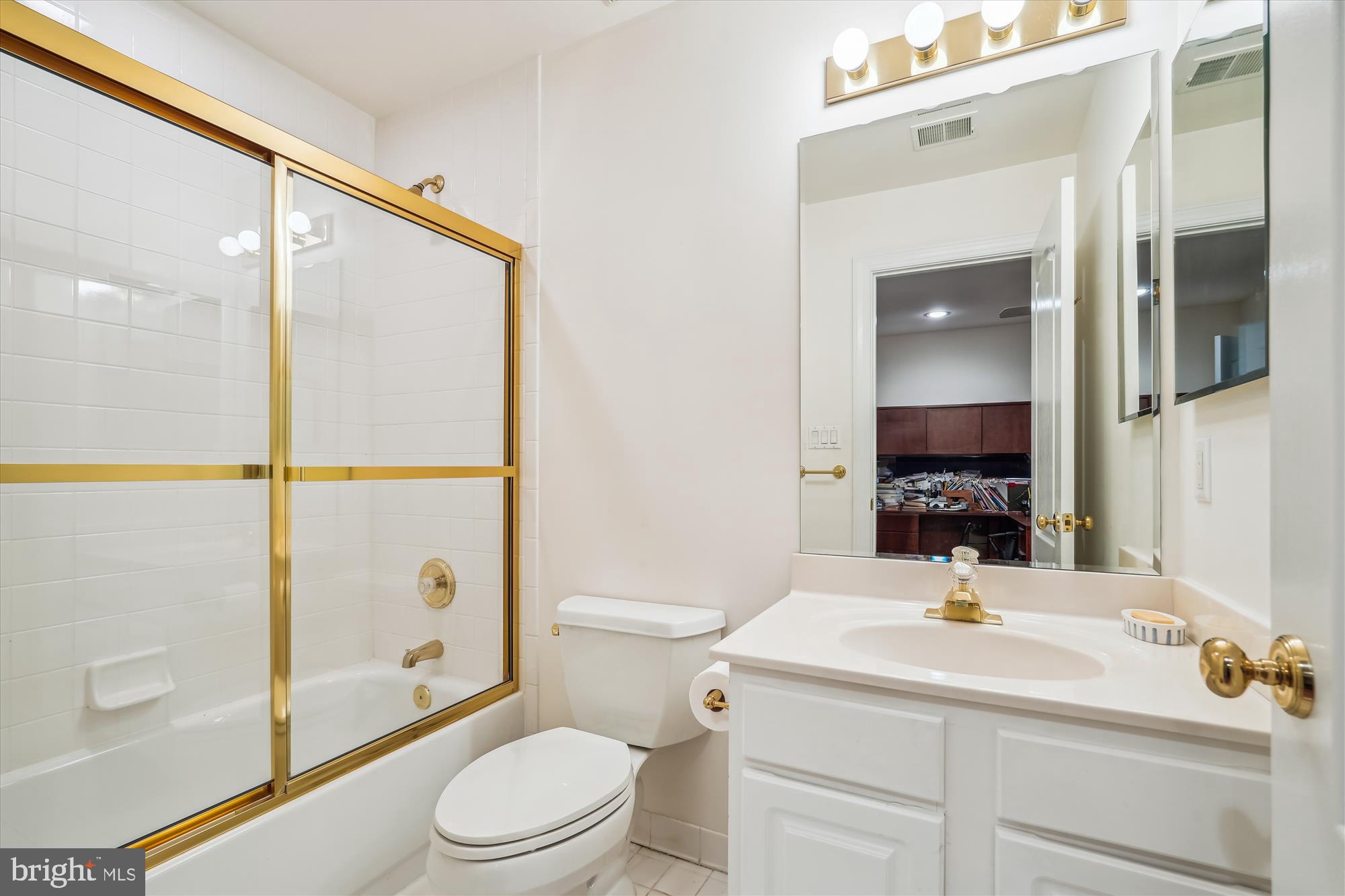 ALTA VISTA - Residential