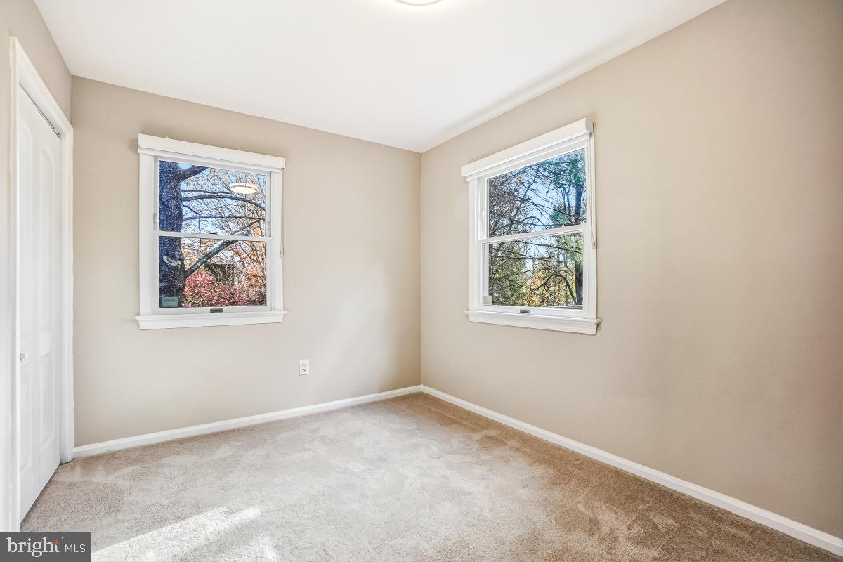 DARNESTOWN OUTSIDE - Residential