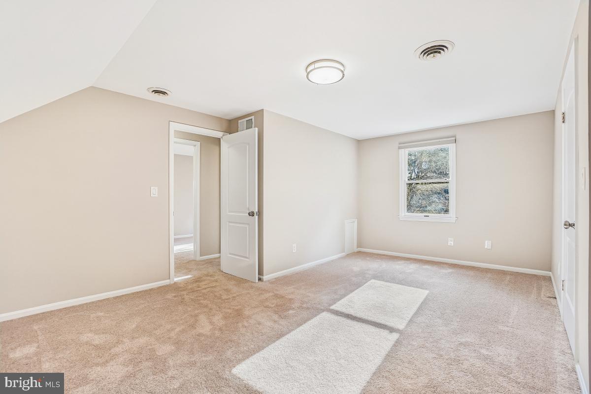 DARNESTOWN OUTSIDE - Residential