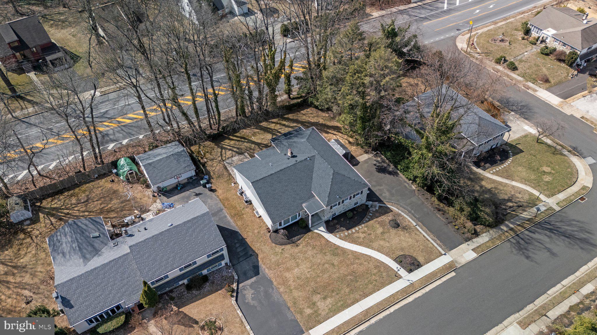 JENKINTOWN MANOR - Residential