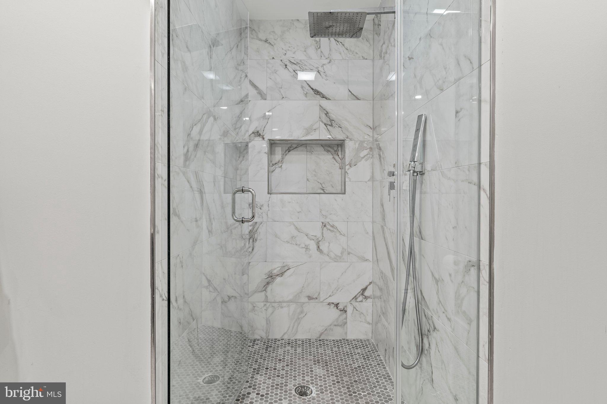 JENKINTOWN MANOR - Residential