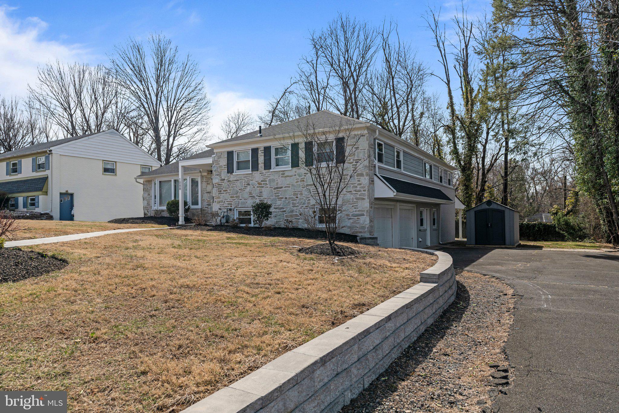 JENKINTOWN MANOR - Residential